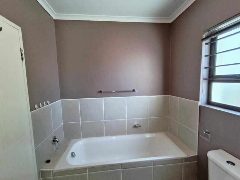 2 Bedroom Property for Sale in Highbury Western Cape